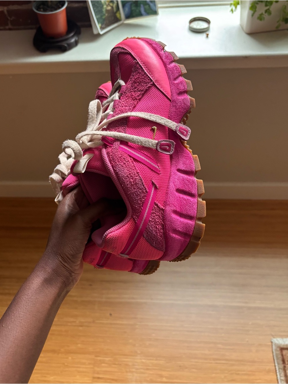 Nike Air Humara LX  Pink Flash Gold-Pink Prime Jacquemus Wmns Sz 8.5 / 40